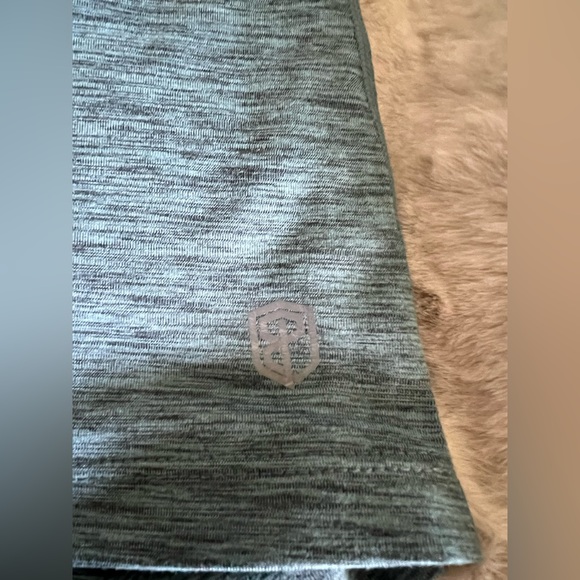 Born Primitive Edge Tank - Picture 2 of 6